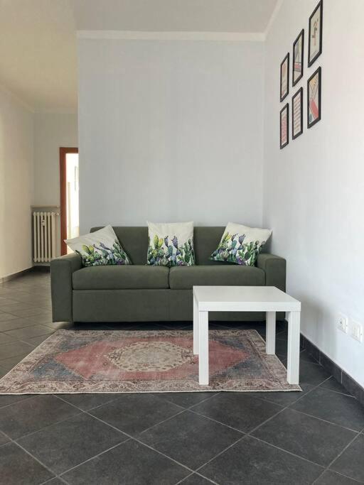 Appartamento Borgo Rane 알바 외부 사진